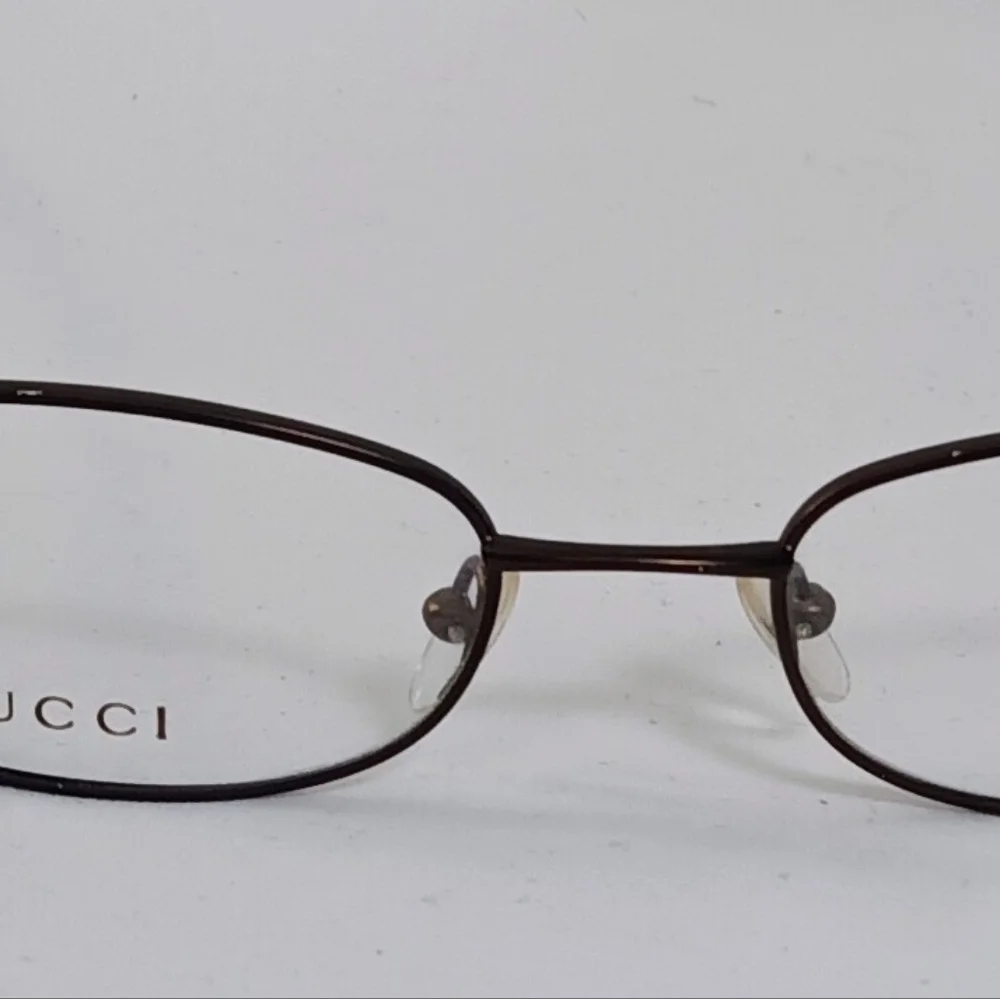 𝑮𝑼𝑪𝑪𝑰 𝑻𝒊𝒕𝒂𝒏𝒊𝒖𝒎 𝟏𝟑𝟓/𝑮𝒈𝟏𝟕𝟎𝟒 𝑩𝒓𝒐𝒏𝒛𝒆 𝑮𝒍𝒂𝒔𝒔𝒆𝒔 - Picture 6 of 10